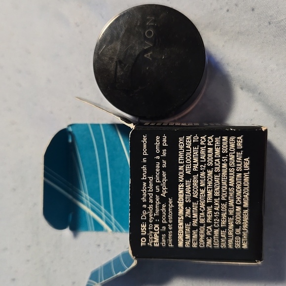 Avon-Smooth Mineral Eyeshadow in 'Midnight Mauve' Full Size Discontinued - Picture 10 of 10